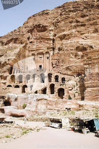 Image of Petra ruins and mountains in Jordan