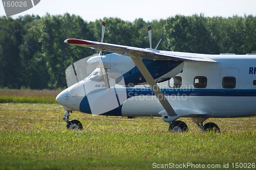 Image of Skydivers plane