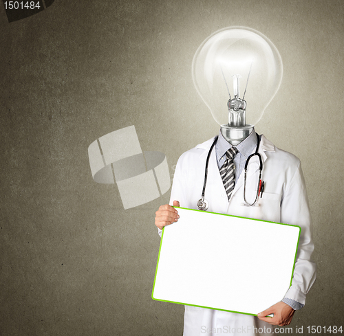 Image of doctor with empty board and lamp-head
