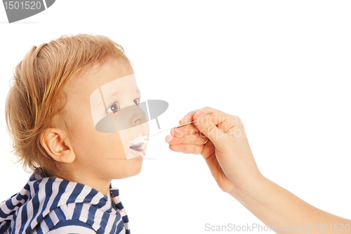 Image of Toddler eat cottage cheese