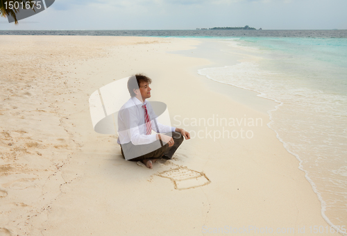Image of Stay online on vacation