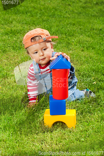 Image of Toddler playing with blocks