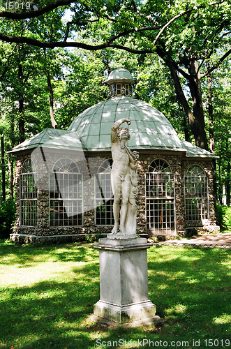 Image of Peterhof. Statue.