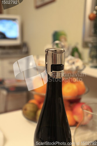 Image of bottle of wine 
