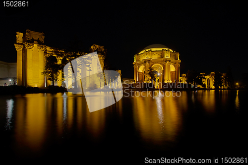 Image of San Francisco Palace of FIne Arts at Night