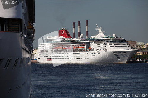 Image of cruise Ship