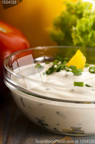 Image of Delicious cream cheese with chives and vegetables