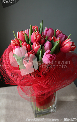 Image of bouquet  of tulips 