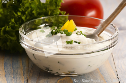 Image of Delicious cream cheese with chives and vegetables