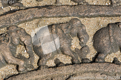 Image of elephants on the lunar rock of ancient Vatadage