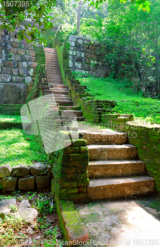 Image of steps and the ruins of the royal palace and the park of Sigiriya