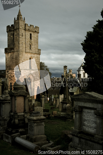 Image of cemetery in stirling with tower in background