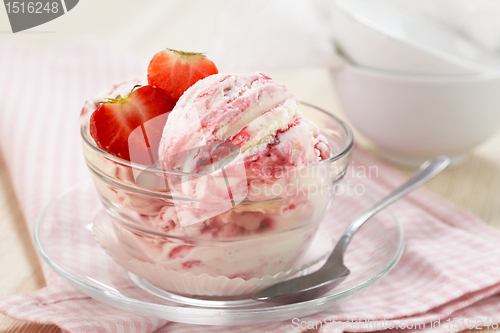 Image of strawberry ice cream