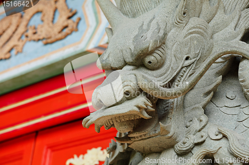 Image of chinese dragon statue in temple