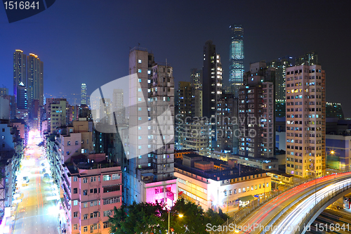 Image of traffic and highway at night