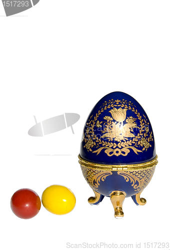 Image of Faberge copy and two Easter eggs