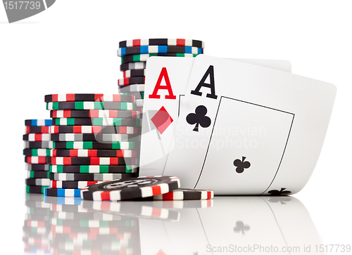 Image of chips and two aces