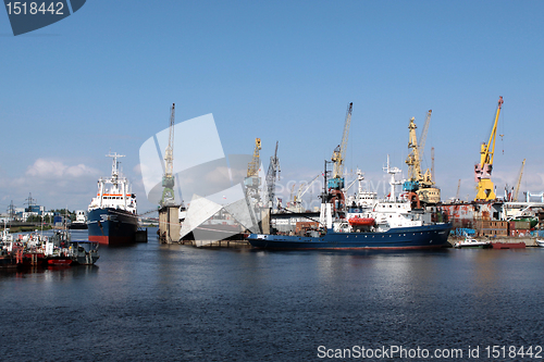 Image of In the seaport of Saint-Petersburg