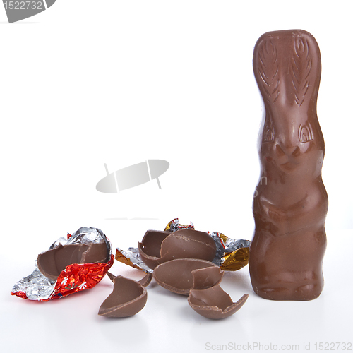 Image of easter bunny with cracked egg