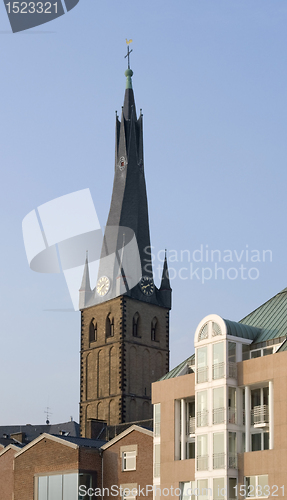 Image of steeple in D