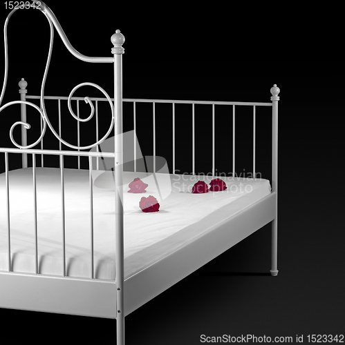 Image of bed with rose flowers