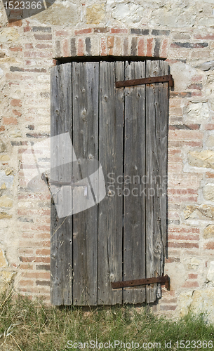 Image of old wooden door