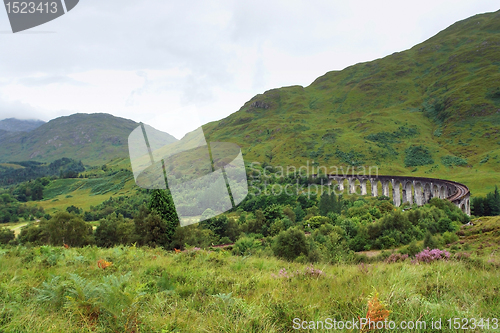 Image of Glenfinnan Viaduct at summer time