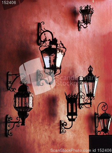 Image of Wall with lamps