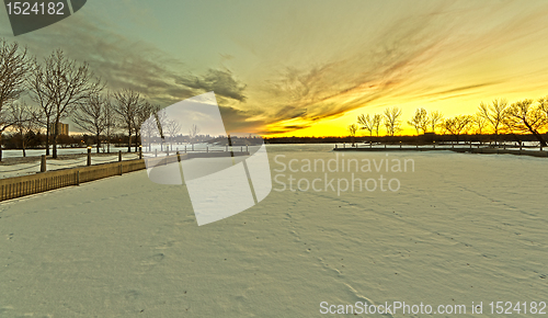 Image of Wascana lake freezing