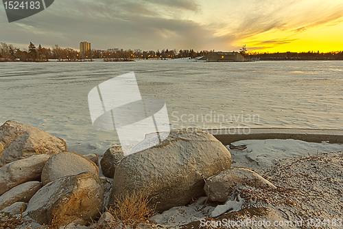 Image of Wascana lake freezing