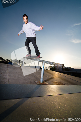 Image of Skateboarder on a grind