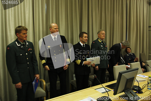 Image of Norwegian officers
