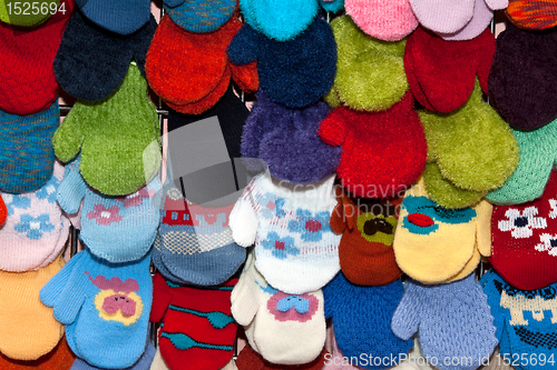 Image of showcase children's mittens and gloves