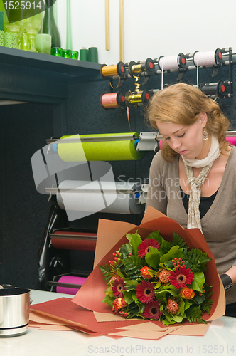 Image of Florist working in a store