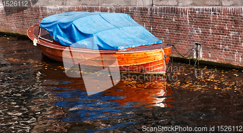 Image of Wooden boat