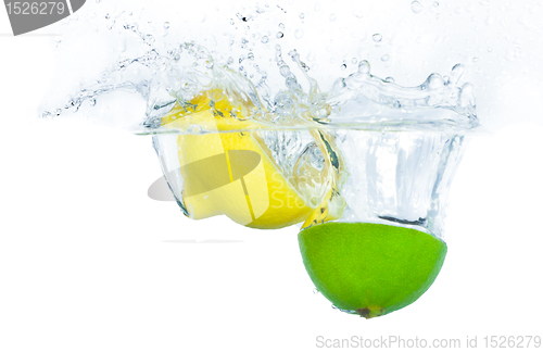 Image of citrus fruit splashing