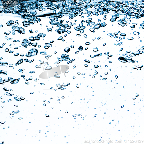 Image of bubbles in water