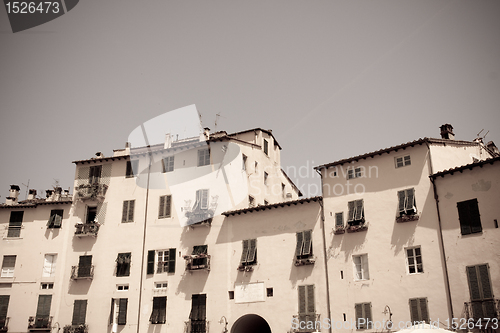 Image of Tuscan historic architecture