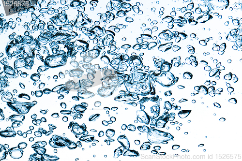 Image of bubbles in water