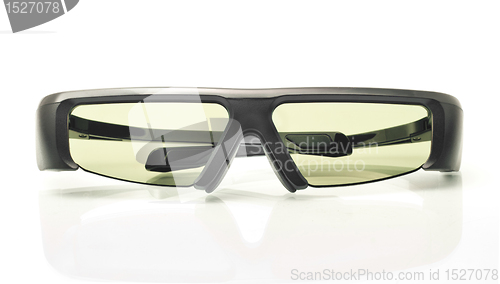 Image of Stereo 3D TV: active shutter glasses on white