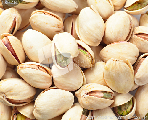 Image of shelled pistachio