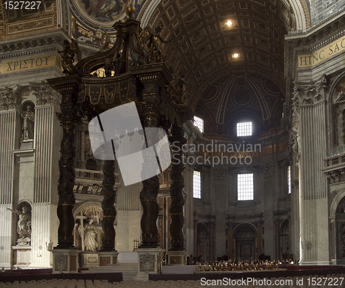 Image of altar in Saint Peters Bassilica