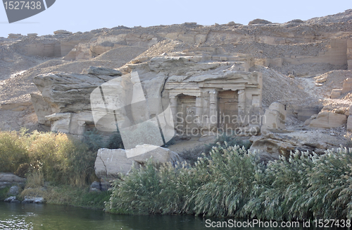 Image of stone monument at River Nile