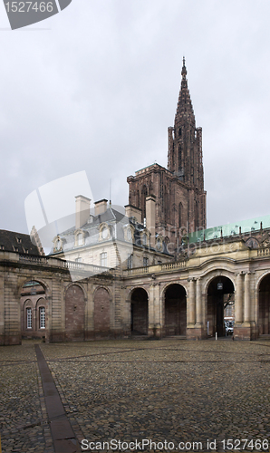 Image of museum and cathedral in Strasbourg