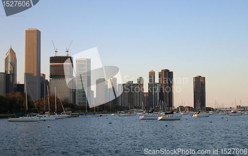 Image of waterside scenery with Chicago skyline