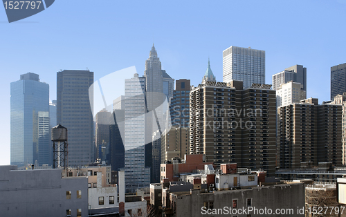 Image of New York skyline in sunny ambiance