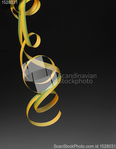 Image of ornamental streamer