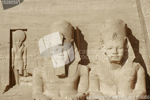 Image of sculptures at Abu Simbel temples