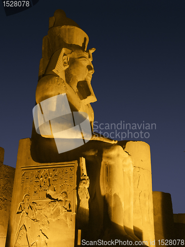 Image of illuminated sculpture of Ramses II