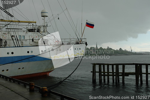 Image of tall ship